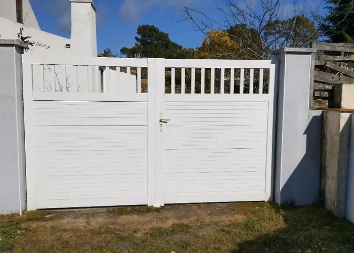 Alojamento de Acomodação e Pequeno-almoço Les Palmiers 3*